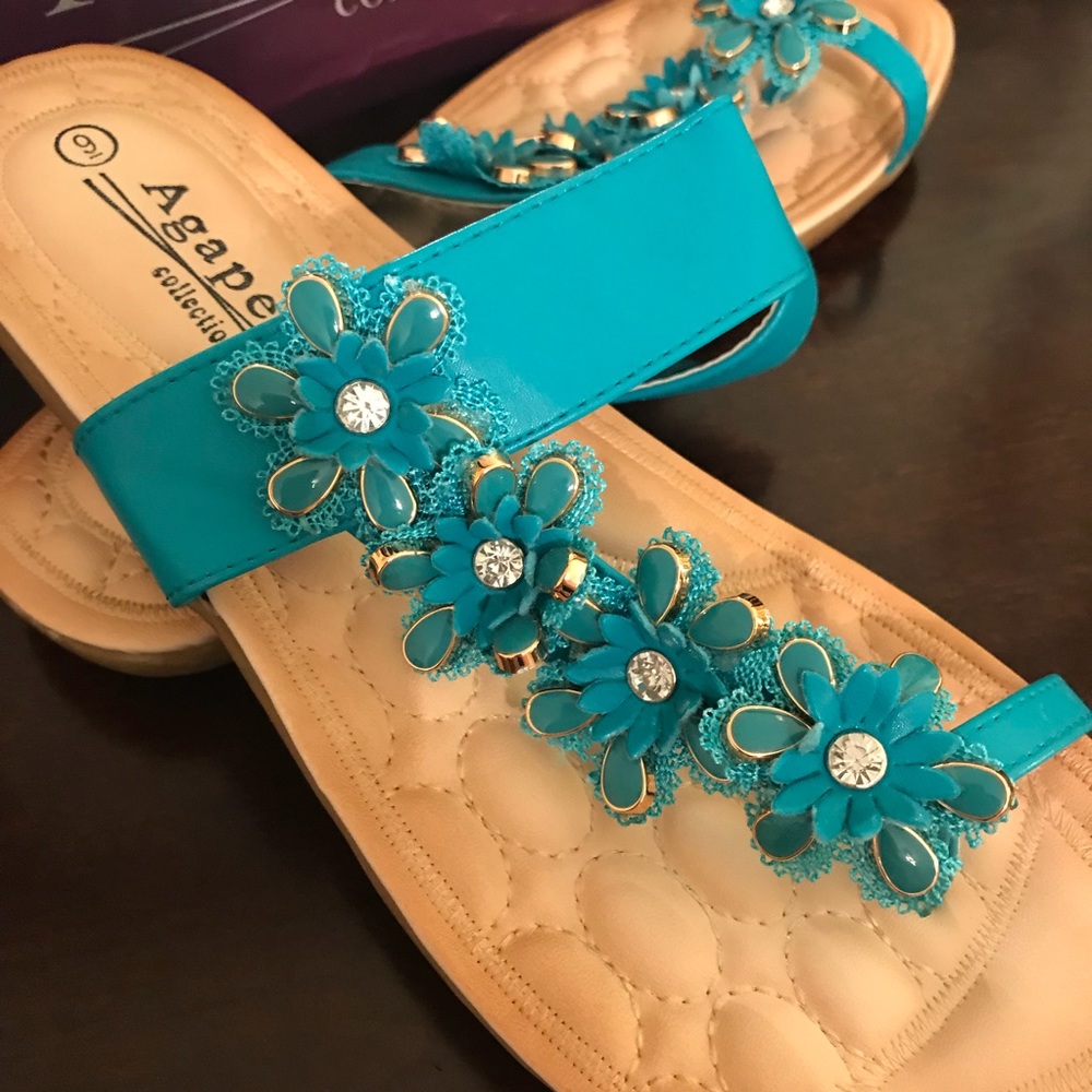 Turquoise floral jeweled sandals NWOT